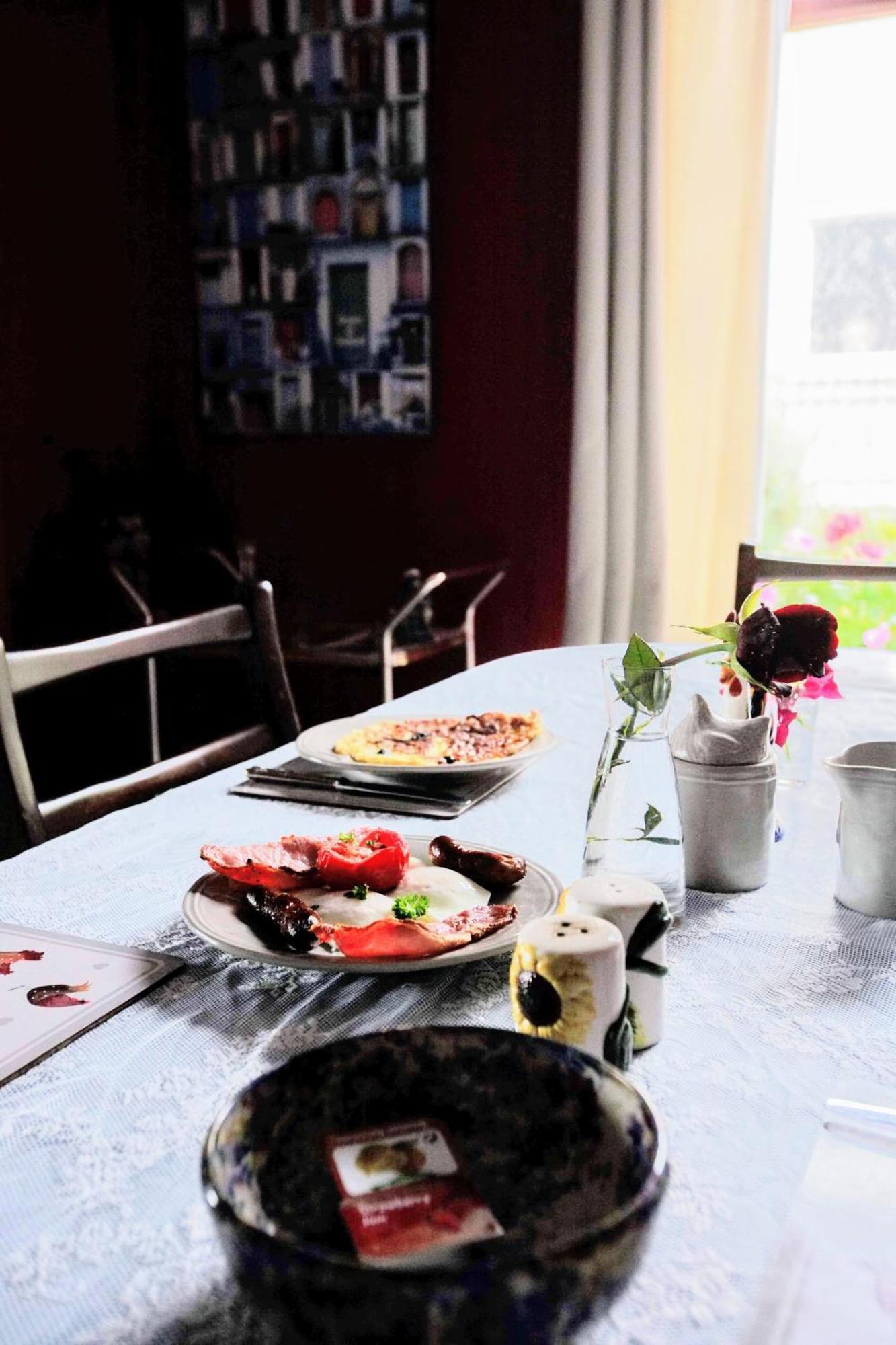 גלוואיי Abbey View Bed & Breakfast מראה חיצוני תמונה
