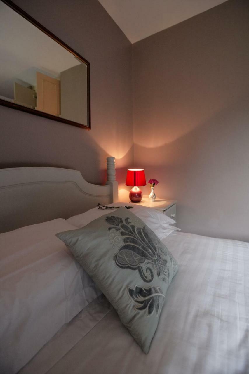 גלוואיי Abbey View Bed & Breakfast מראה חיצוני תמונה