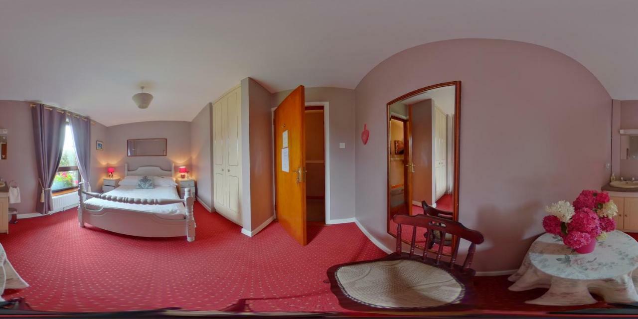 גלוואיי Abbey View Bed & Breakfast מראה חיצוני תמונה